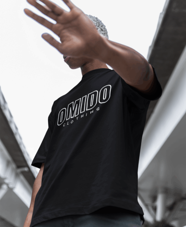 outline_black omido outline t-shirt black